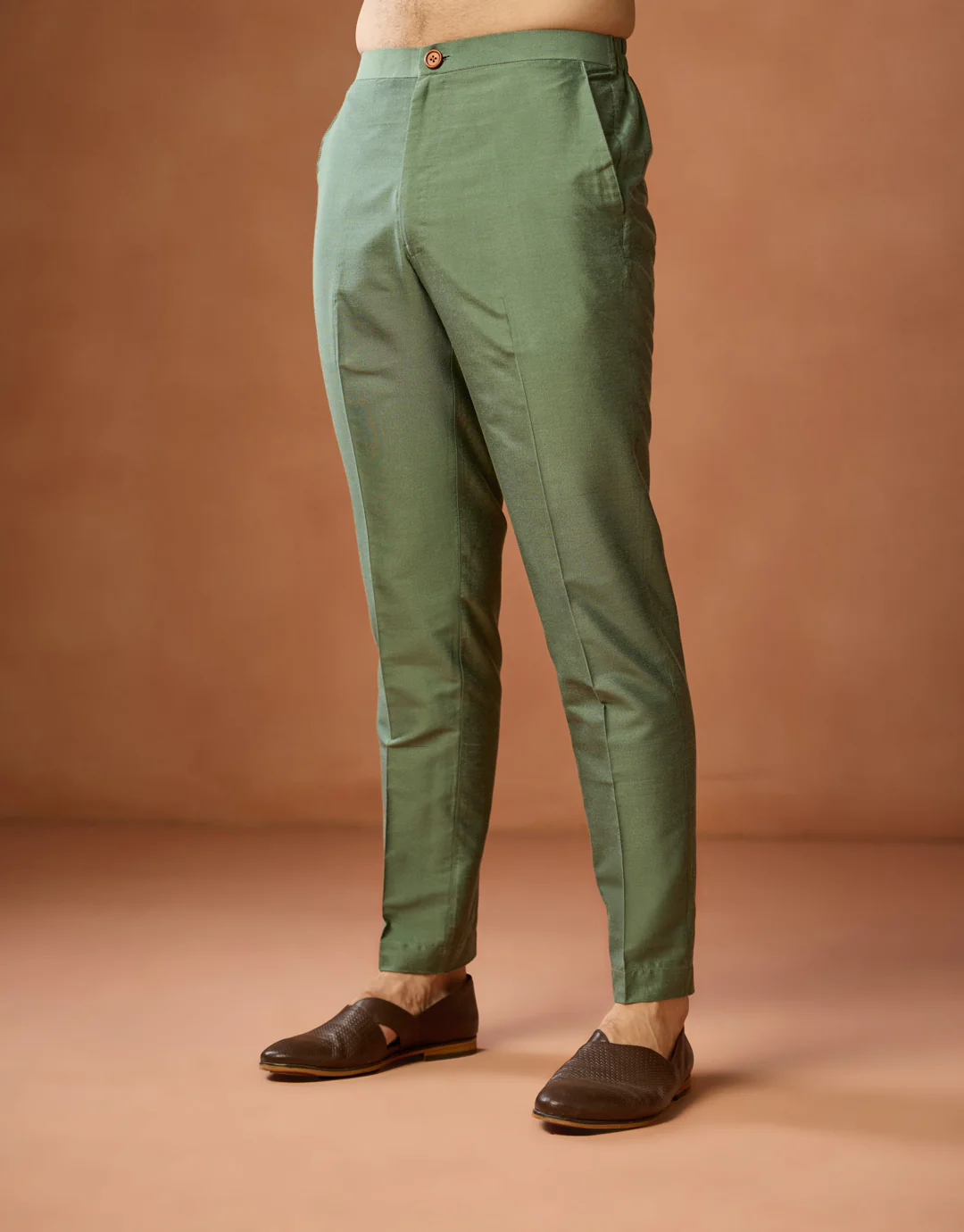 Green Floral Embroidered Kurta Set - Image 6