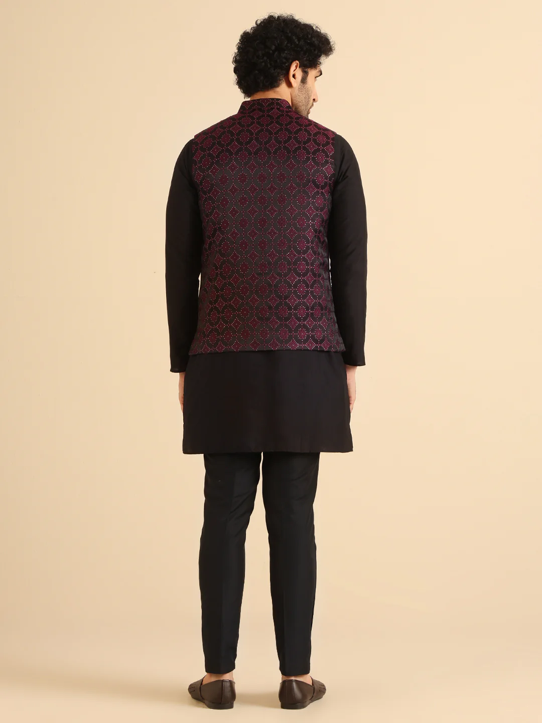 Black Cotton Silk Burgundy Textured Nehru Jacket Kurta Trouser - Image 4